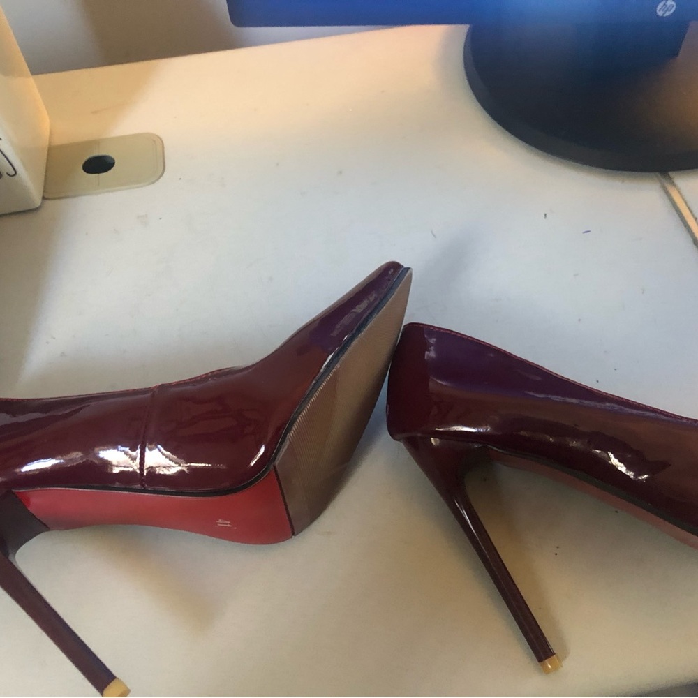 Brand new Chic Burgundy Patent Leather Heels
